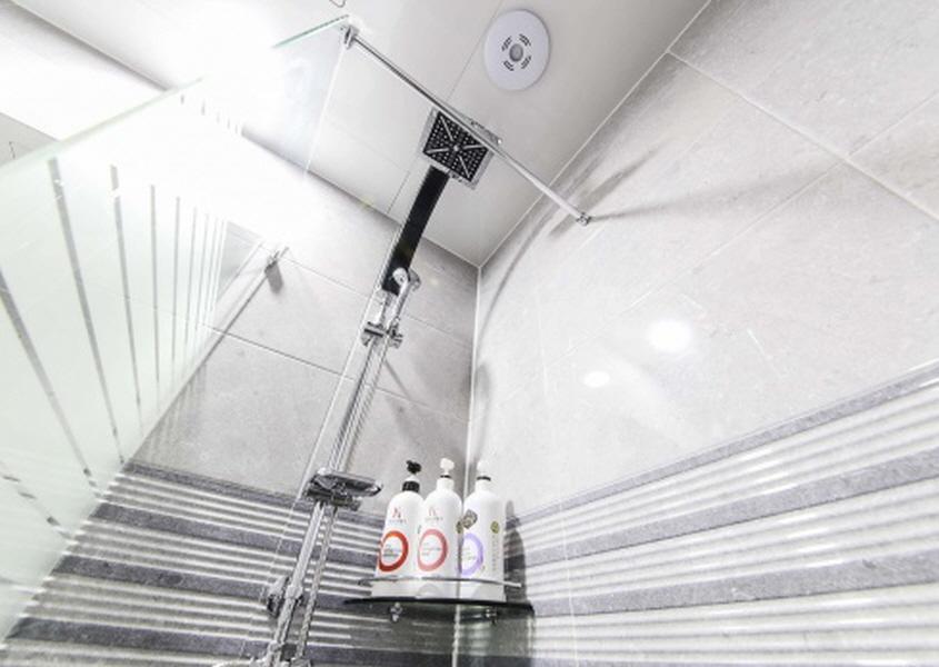 Galleria Hotel Suwon Bagian luar foto