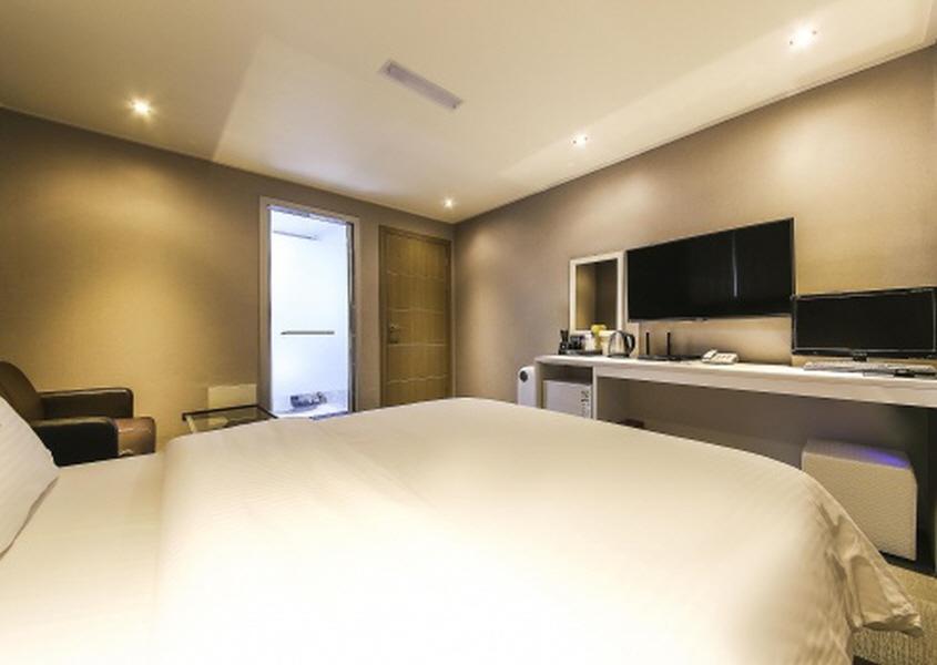 Galleria Hotel Suwon Bagian luar foto