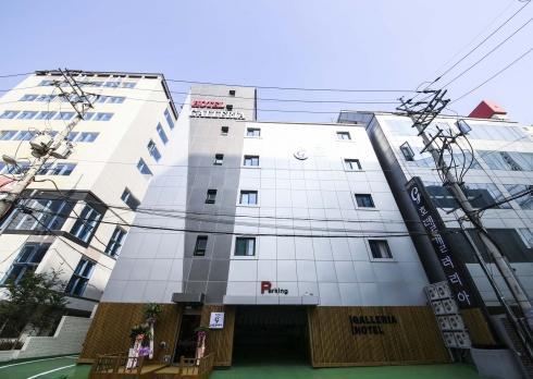 Galleria Hotel Suwon Bagian luar foto